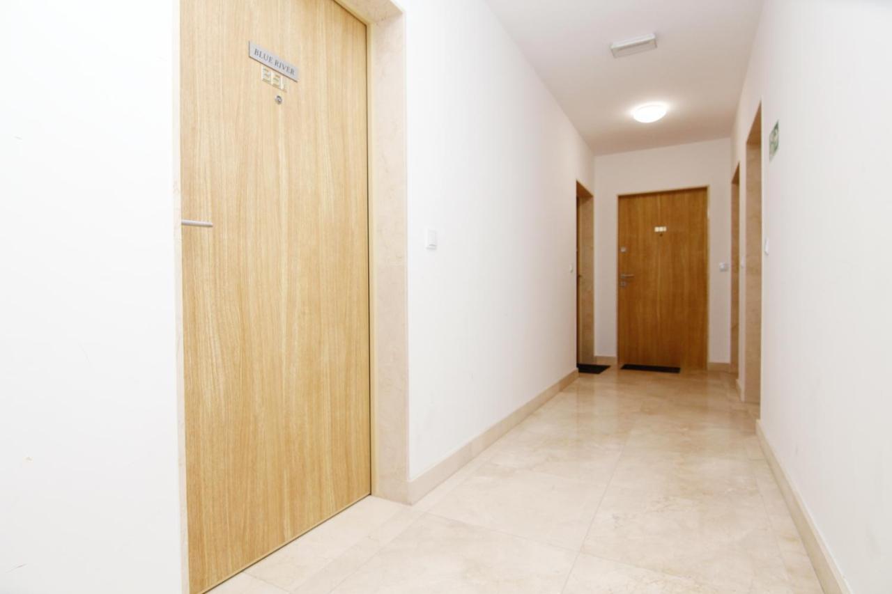 Blue River - Pulaskiego A - Private Apartment Wroclaw Dış mekan fotoğraf
